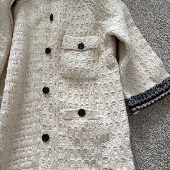 Women's Cream and Black Knit Jacket - Picture 12 of 12
